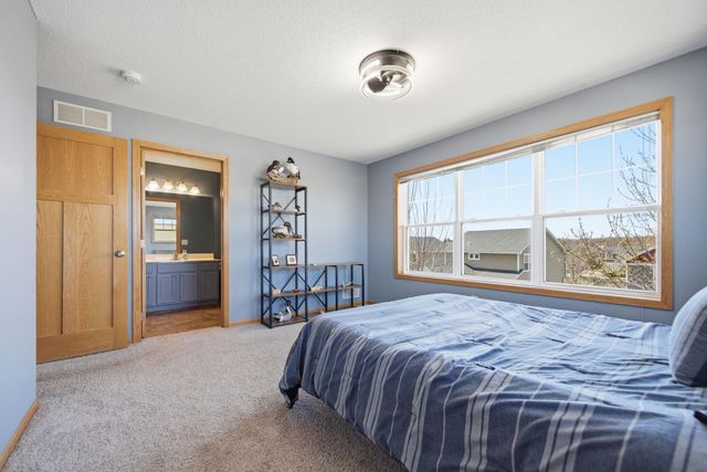 25 Heritage Boulevard, Hudson, WI 54016
