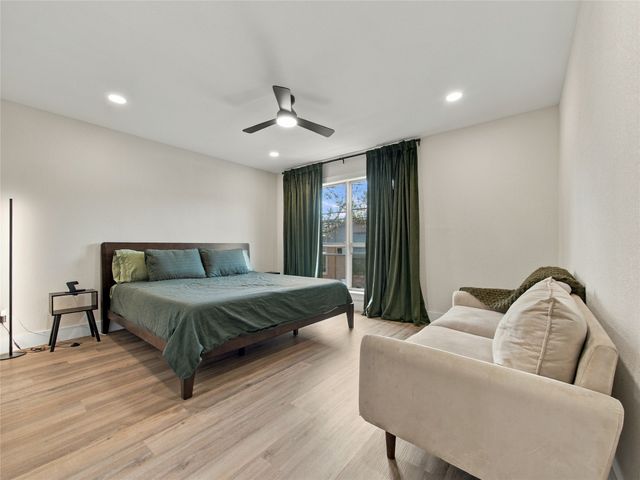 4414 Buena Vista Street 17, Dallas, TX 75205