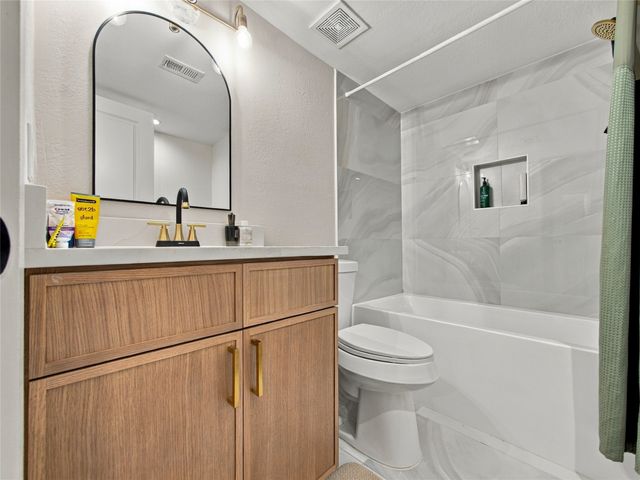 4414 Buena Vista Street 17, Dallas, TX 75205