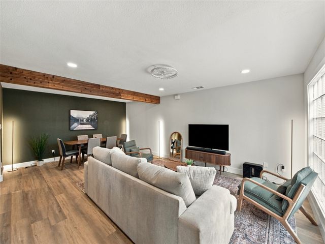 4414 Buena Vista Street 17, Dallas, TX 75205