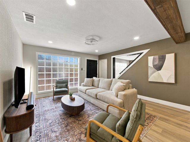 4414 Buena Vista Street 17, Dallas, TX 75205