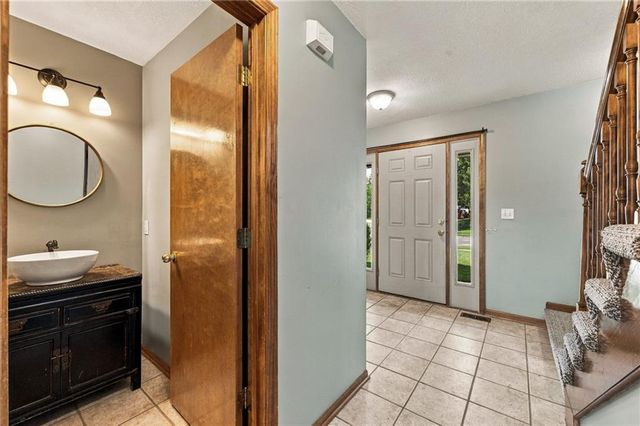 9101 NE 109th Terrace, Kansas City, MO 64157