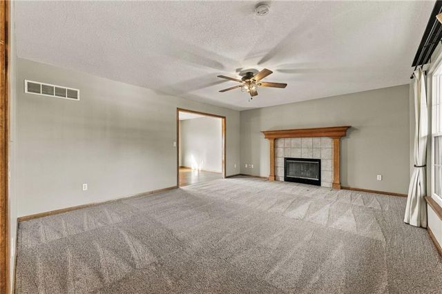 9101 NE 109th Terrace, Kansas City, MO 64157