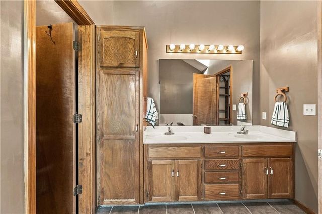 9101 NE 109th Terrace, Kansas City, MO 64157