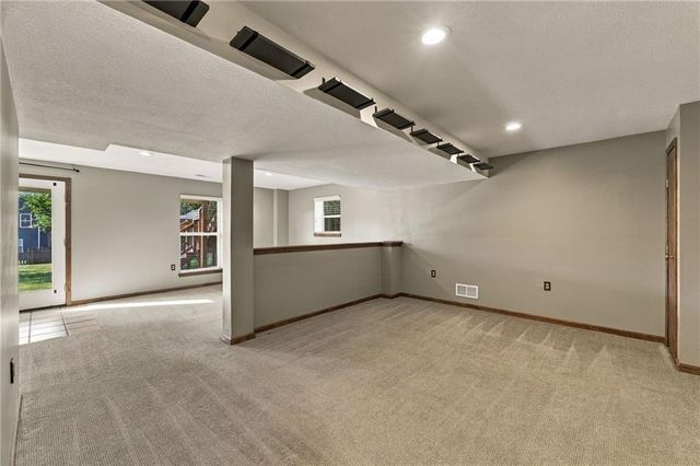 9101 NE 109th Terrace, Kansas City, MO 64157