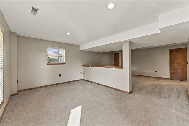 9101 NE 109th Terrace, Kansas City, MO 64157