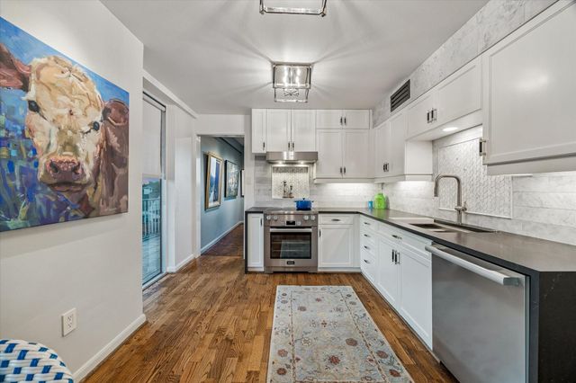 2200 Willowick Road 4D, Houston, TX 77027