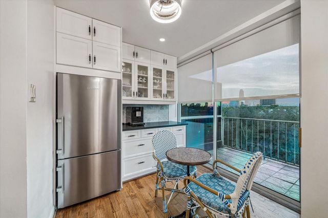 2200 Willowick Road 4D, Houston, TX 77027