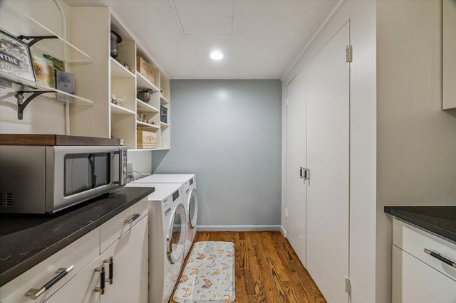 2200 Willowick Road 4D, Houston, TX 77027