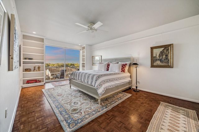 2200 Willowick Road 4D, Houston, TX 77027