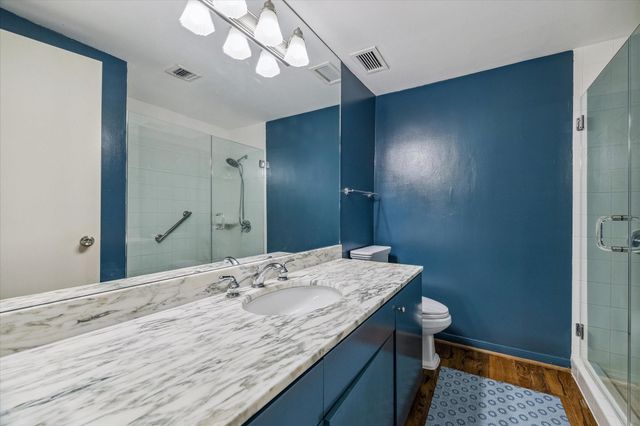 2200 Willowick Road 4D, Houston, TX 77027