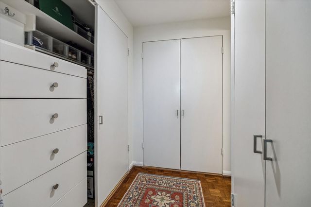 2200 Willowick Road 4D, Houston, TX 77027