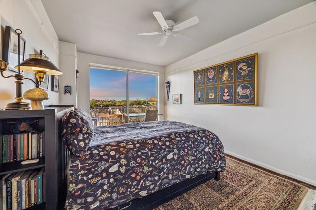 2200 Willowick Road 4D, Houston, TX 77027