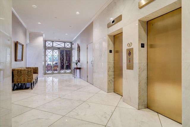 2200 Willowick Road 4D, Houston, TX 77027