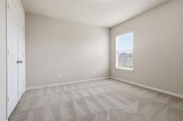 8911 Headstall Dr, Tomball, TX 77375