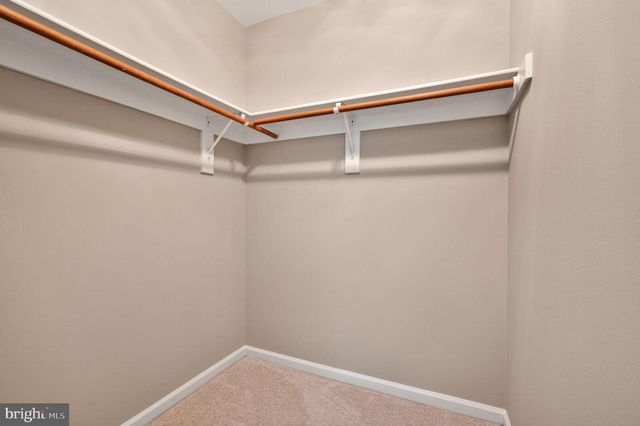 3300 LAUREN OAKS CT, Herndon, VA 20171