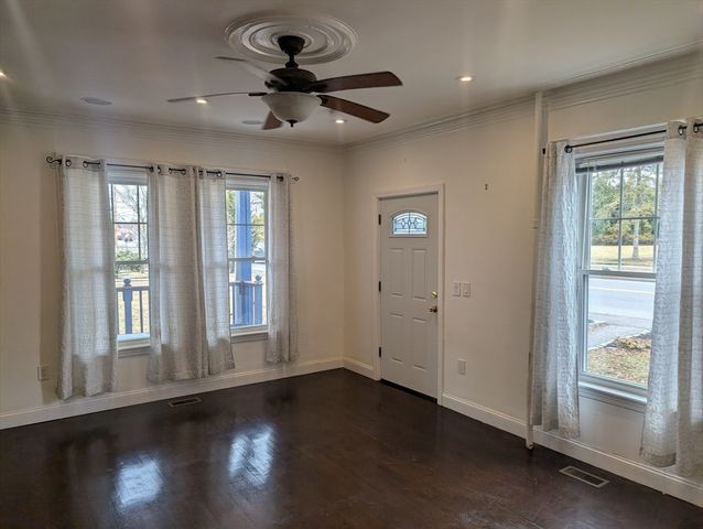 411 Atlantic Ave 411, Marblehead, MA 01945