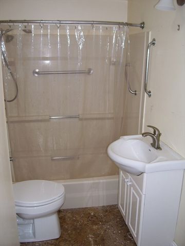 411 Atlantic Ave 411, Marblehead, MA 01945