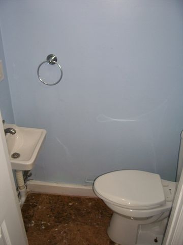 411 Atlantic Ave 411, Marblehead, MA 01945