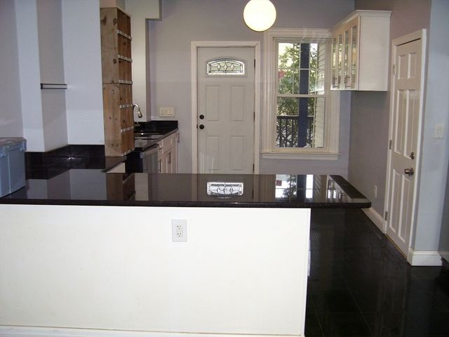 411 Atlantic Ave 411, Marblehead, MA 01945