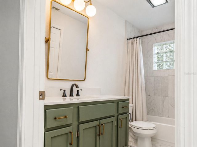 297 N LAKE JESSUP AVENUE, Oviedo, FL 32765
