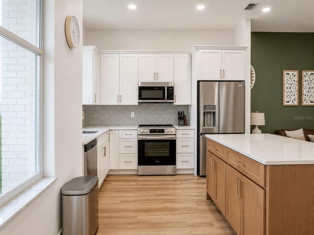 297 N LAKE JESSUP AVENUE, Oviedo, FL 32765