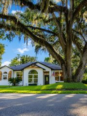 297 N LAKE JESSUP AVENUE, Oviedo, FL 32765