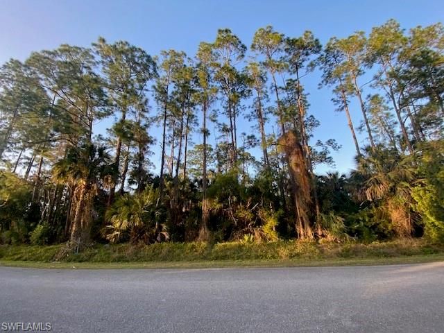 14 AVE SE, Naples, FL 34117