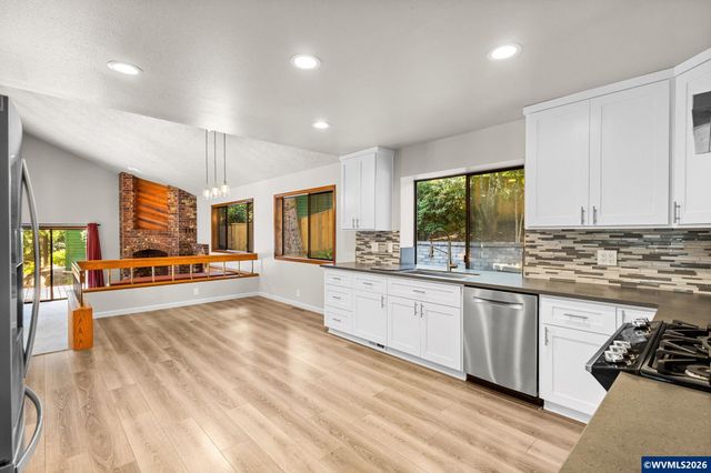 4665 Bradford Lp SE, Salem, OR 97302