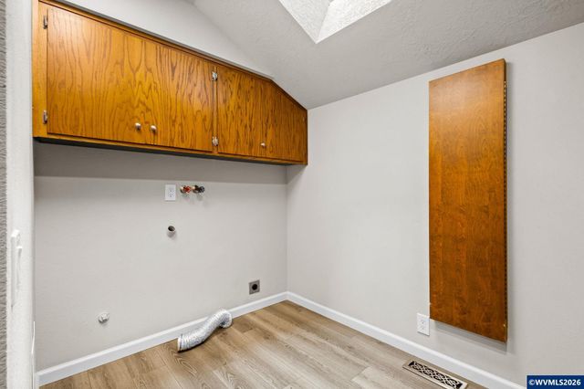 4665 Bradford Lp SE, Salem, OR 97302