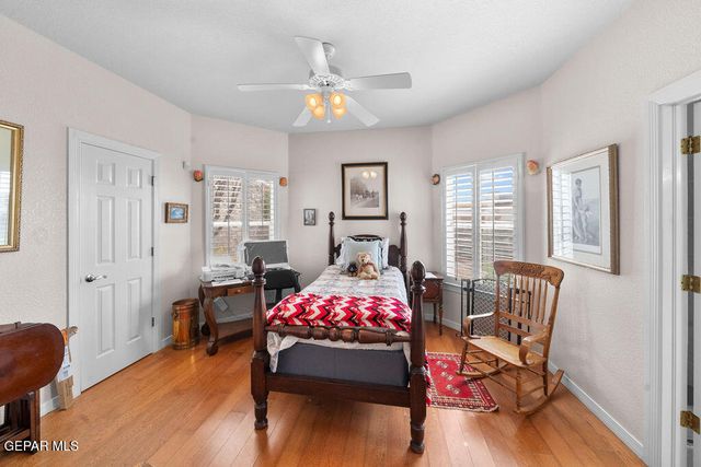 6020 OJO DE AGUA Drive, El Paso, TX 79912