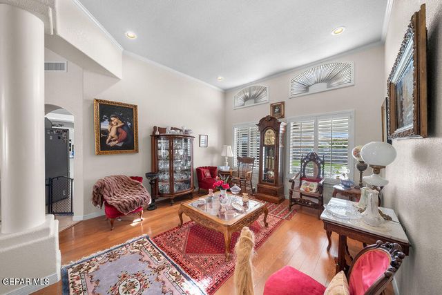 6020 OJO DE AGUA Drive, El Paso, TX 79912