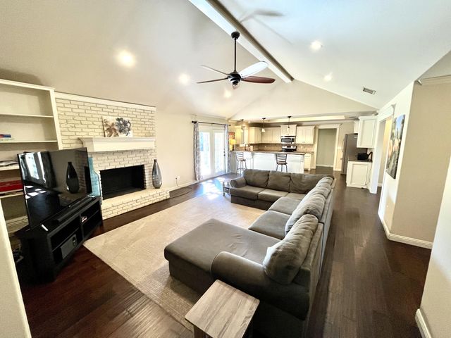 3321 55th Street, Lubbock, TX 79413