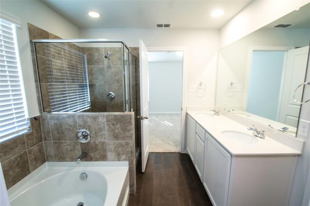 11608 Silver Queen Drive, Aubrey, TX 76227