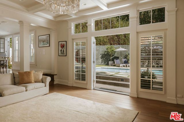 1460 N Doheny Drive, Los Angeles, CA 90069