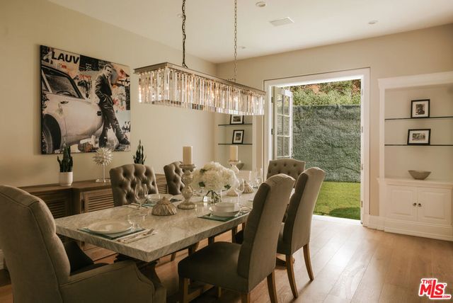 1460 N Doheny Drive, Los Angeles, CA 90069