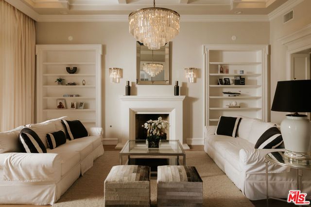 1460 N Doheny Drive, Los Angeles, CA 90069