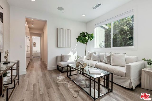 1467 Cardiff Avenue, Los Angeles, CA 90035