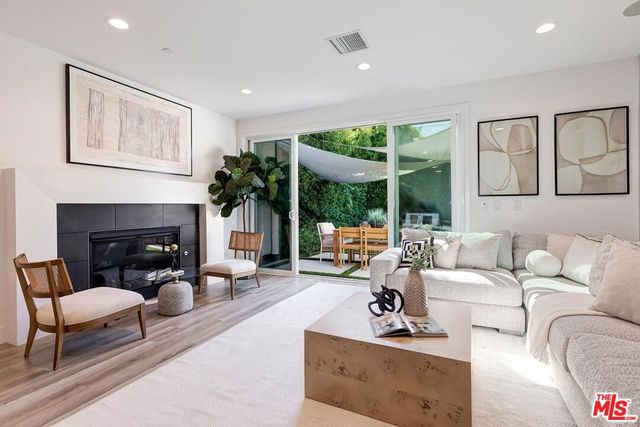 1467 Cardiff Avenue, Los Angeles, CA 90035