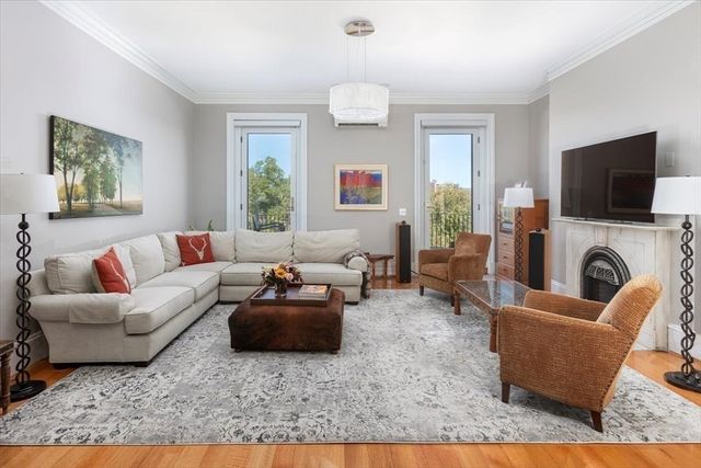 214 Beacon, Boston, MA 02116