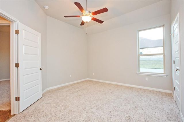 337 Chisholm TRL, Bastrop, TX 78602
