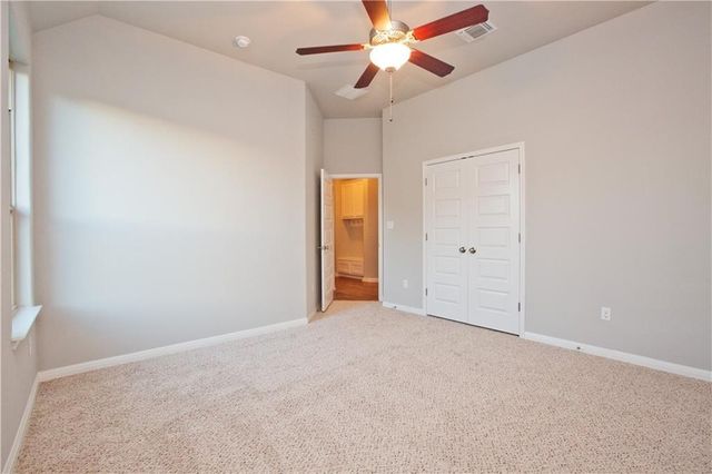 337 Chisholm TRL, Bastrop, TX 78602