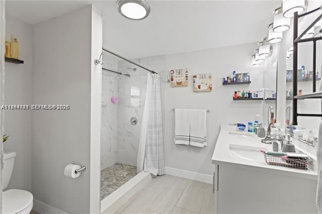 2407 Dewey Street, Hollywood, FL 33020