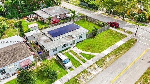 2407 Dewey Street, Hollywood, FL 33020