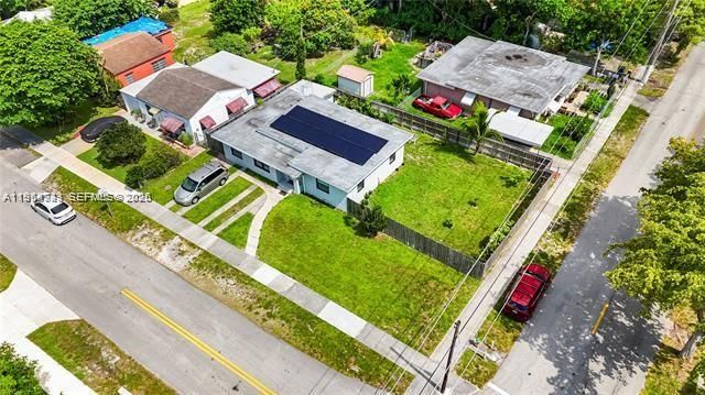 2407 Dewey Street, Hollywood, FL 33020