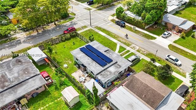 2407 Dewey Street, Hollywood, FL 33020