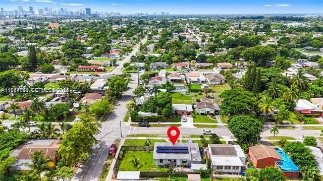 2407 Dewey Street, Hollywood, FL 33020