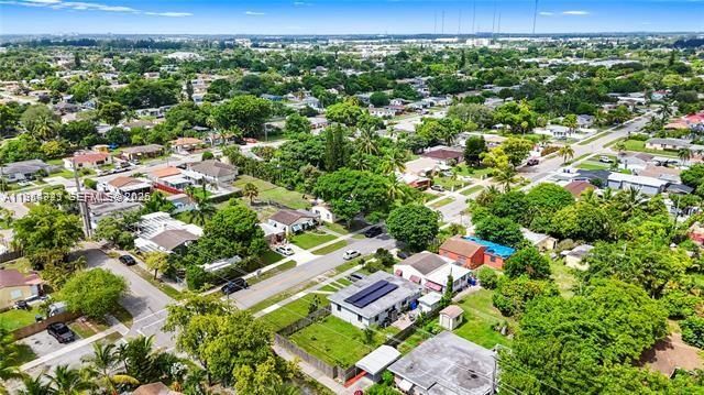 2407 Dewey Street, Hollywood, FL 33020
