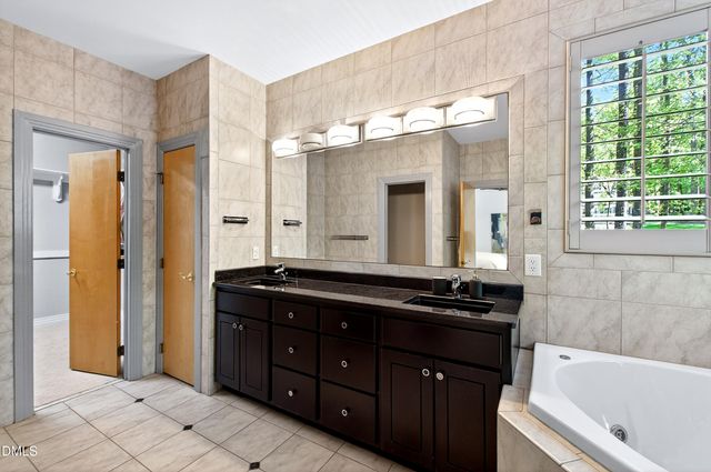 5005 Boulder Creek Lane, Raleigh, NC 27613