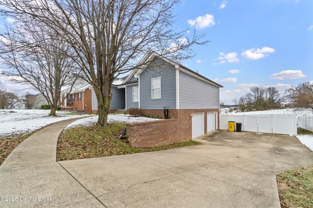120 Alder Dr, Bardstown, KY 40004